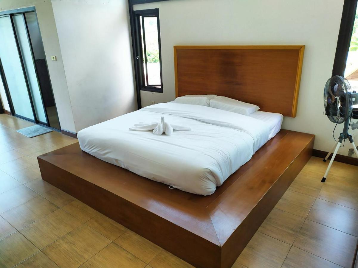 Kata Love Habitación foto
